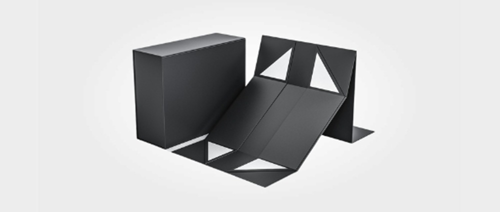 Black foldable and hard gift box